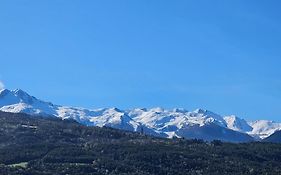 Appartement A 5Min Du Centre Ville D'Embrun